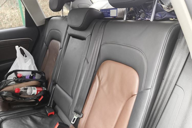 Used Audi Q5 2016 40 TFSI Comfort Model Left Rear Seat