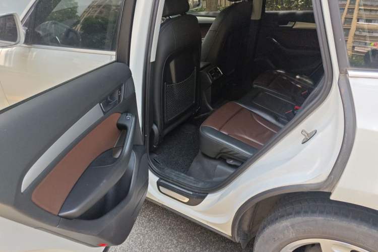 Used Audi Q5 2016 40 TFSI Technology Edition Left Rear Seat