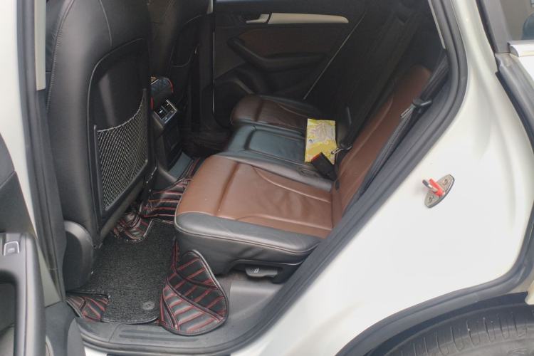Used Audi Q5 2016 40 TFSI Technology Edition Left Rear Seat