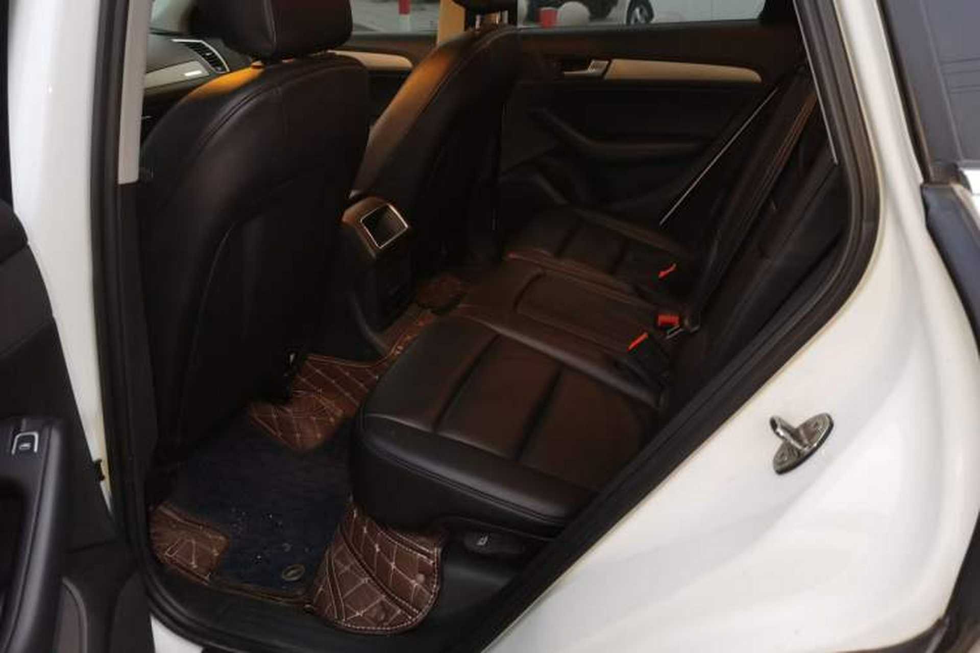 Used Audi Q5 2016 40 TFSI Trendy Edition Left Rear Seat