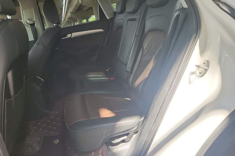 Used Audi Q5 2016 40 TFSI Technology Edition Left Rear Seat