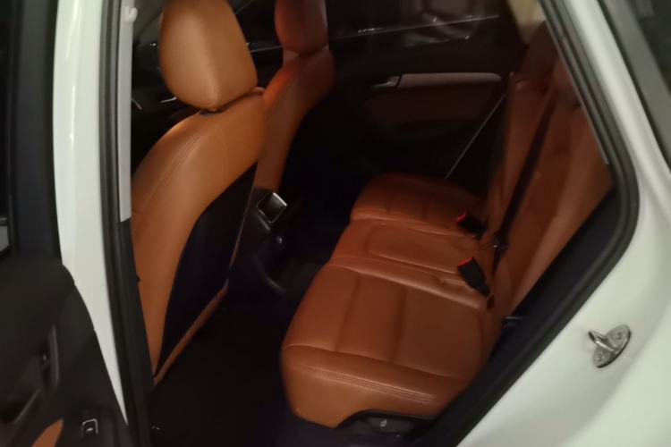 Used Audi Q5 2016 40 TFSI Trendy Edition Left Rear Seat