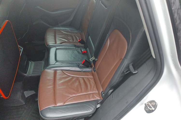 Used Audi Q5 2016 40 TFSI Technology Edition Left Rear Seat