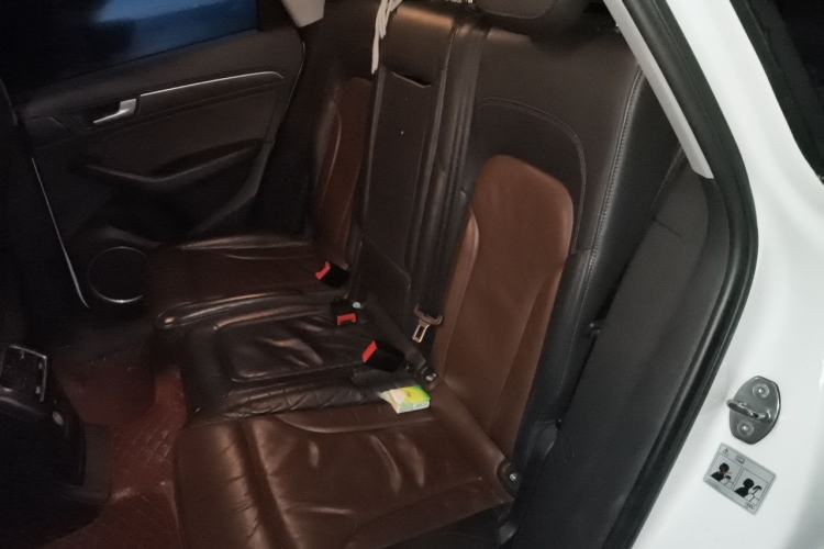 Used Audi Q5 2016 40 TFSI Comfort Model Left Rear Seat