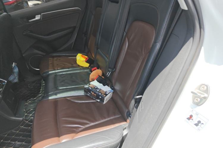 Used Audi Q5 2016 40 TFSI Comfort Model Left Rear Seat