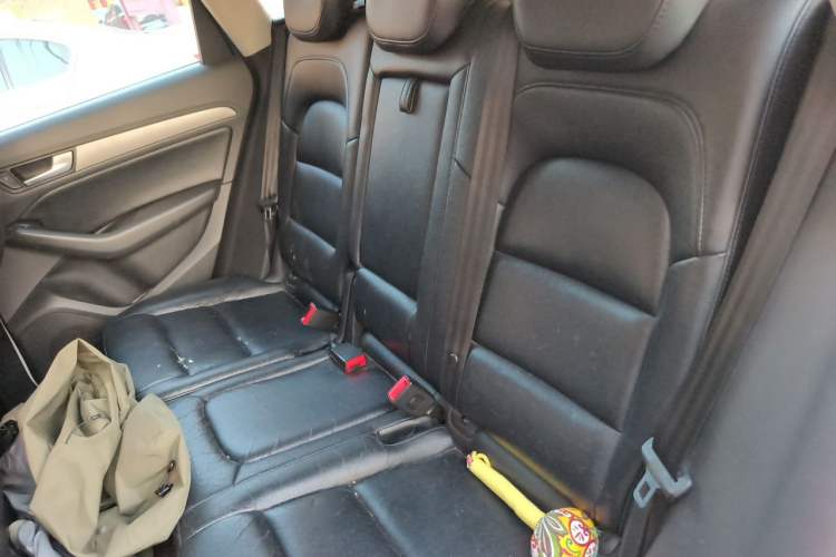 Used Audi Q5 2016 40 TFSI Trendy Edition Left Rear Seat