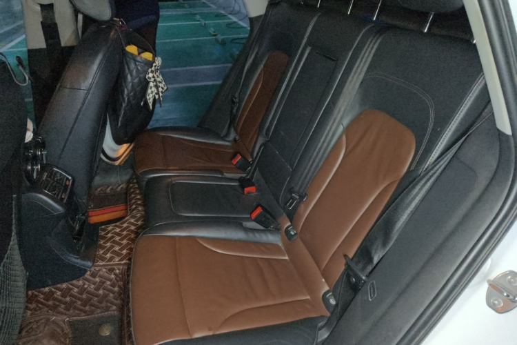 Used Audi Q5 2016 40 TFSI Technology Edition Left Rear Seat