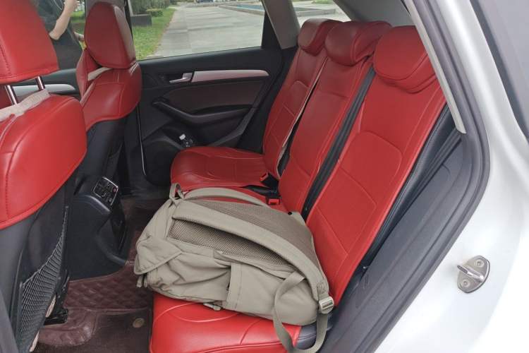Used Audi Q5 2016 40 TFSI Technology Edition Left Rear Seat
