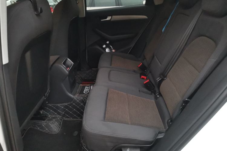 Used Audi Q5 2016 40 TFSI Technology Edition Left Rear Seat