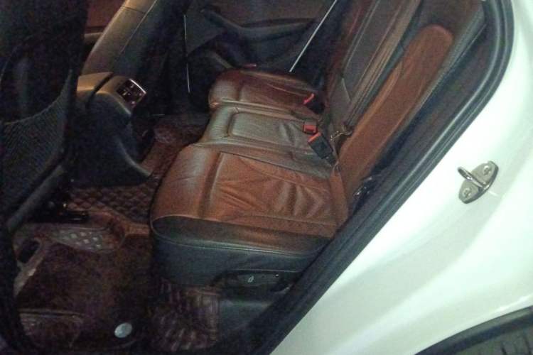 Used Audi Q5 2016 40 TFSI Technology Edition Left Rear Seat