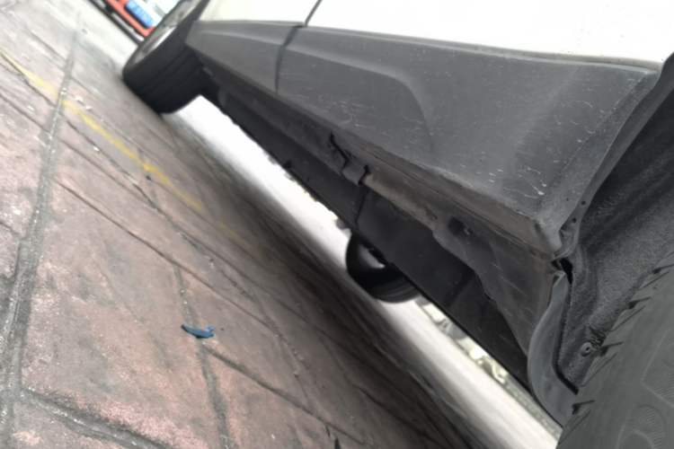 Used Audi Q5 2016 40 TFSI Technology Edition Left Side Sill