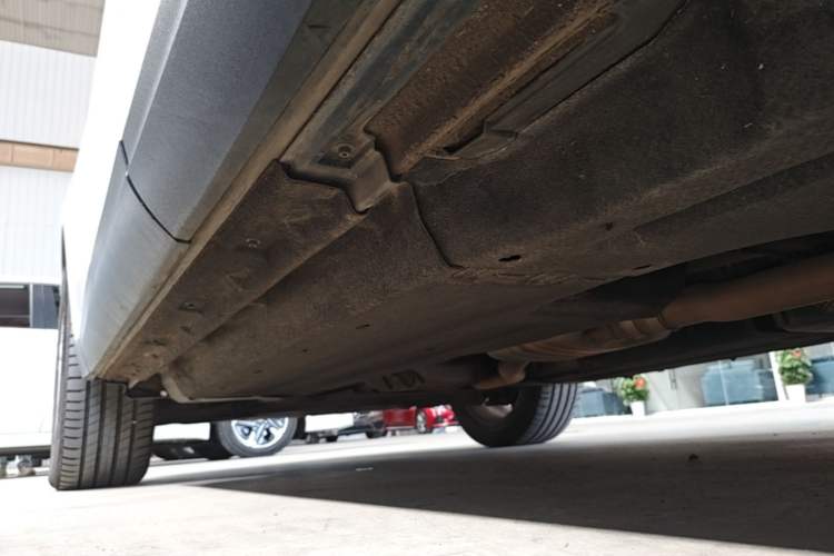 Used Audi Q5 2016 40 TFSI Comfort Model Left Side Sill