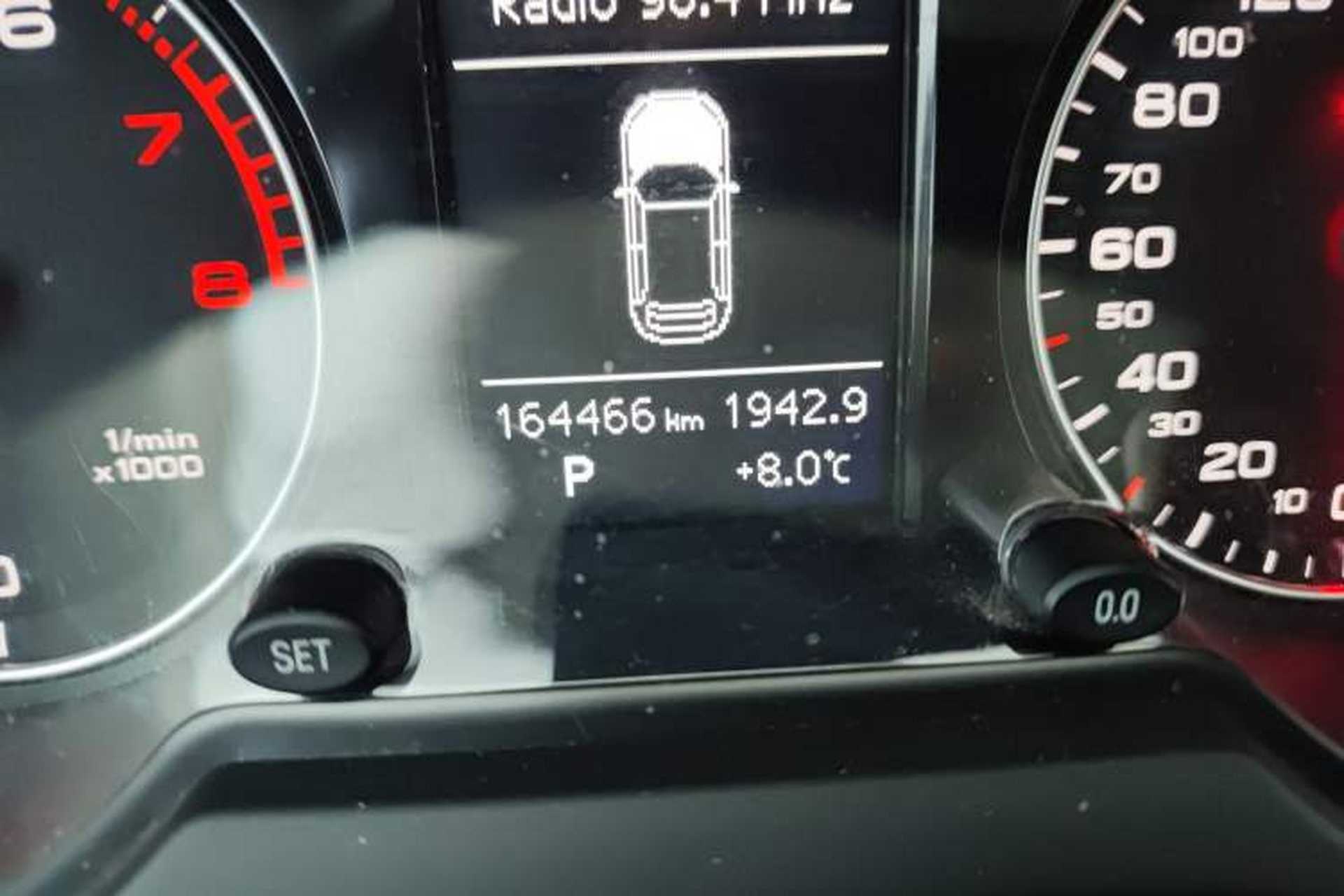 Used Audi Q5 2016 40 TFSI Technology Edition Odometer Close Up
