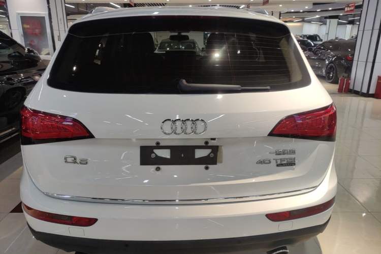 Used Audi Q5 2016 40 TFSI Technology Edition Rear