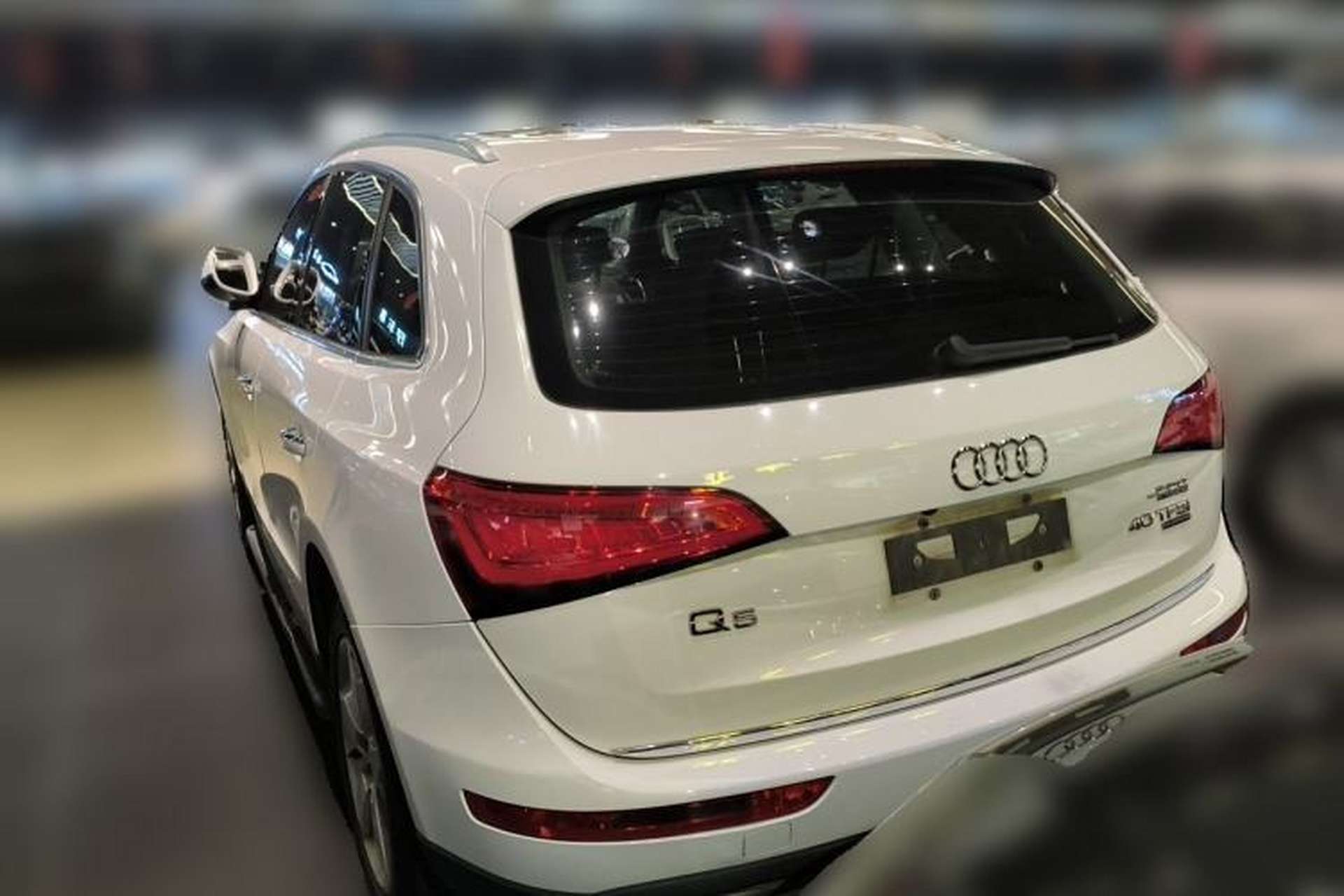 Used Audi Q5 2016 40 TFSI Technology Edition Rear Left 45 Deg
