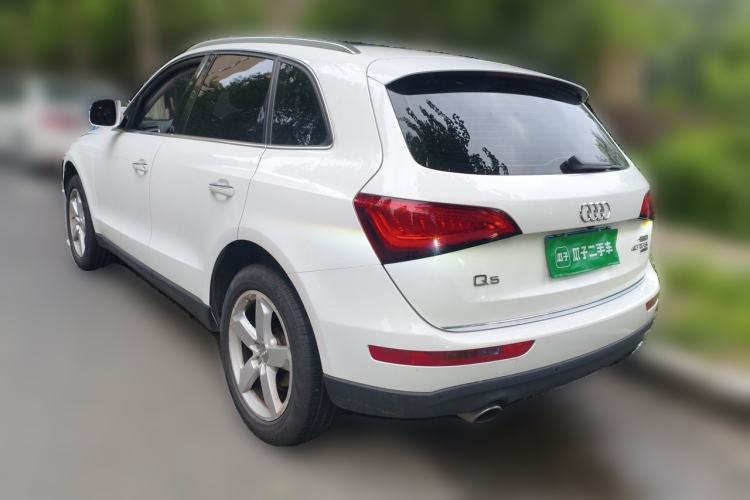 Used Audi Q5 2016 40 TFSI Technology Edition Rear Left 45 Deg