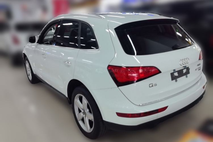 Used Audi Q5 2016 40 TFSI Technology Edition Rear Left 45 Deg