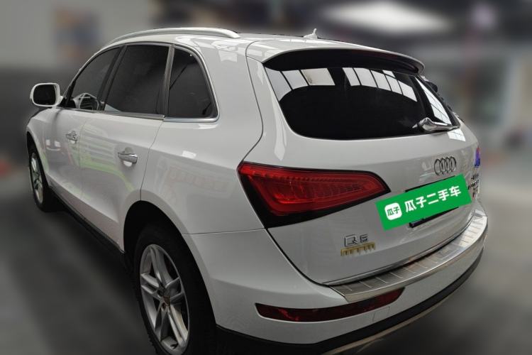 Used Audi Q5 2016 40 TFSI Comfort Model Rear Left 45 Deg