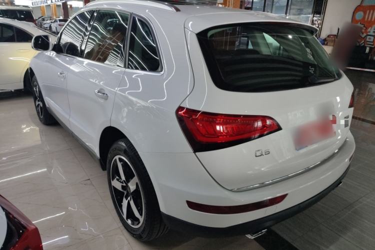 Used Audi Q5 2016 40 TFSI Technology Edition Rear Left 45 Deg