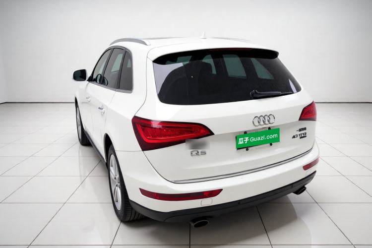 Used Audi Q5 2016 40 TFSI Comfort Model Rear Left 45 Deg