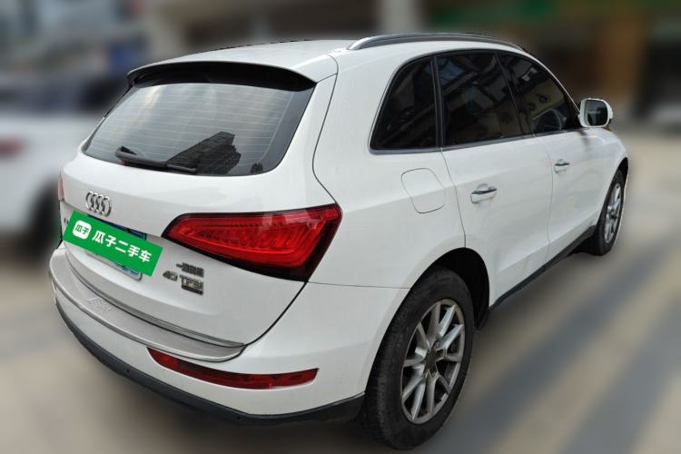 Used Audi Q5 2016 40 TFSI Trendy Edition Rear Right 45 Deg