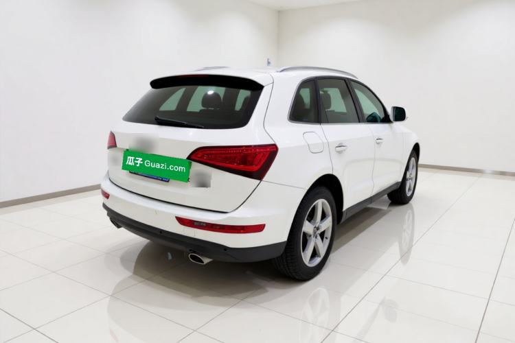 Used Audi Q5 2016 40 TFSI Technology Edition Rear Right 45 Deg