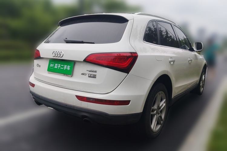 Used Audi Q5 2016 40 TFSI Comfort Model Rear Right 45 Deg