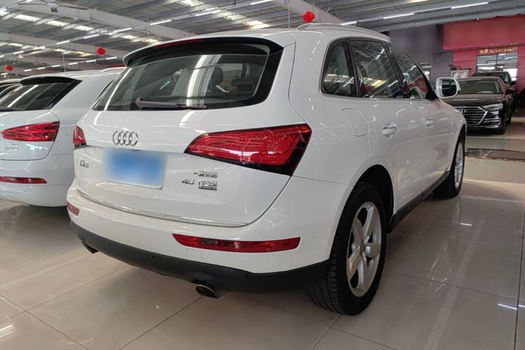 Used Audi Q5 2016 40 TFSI Technology Edition Rear Right 45 Deg