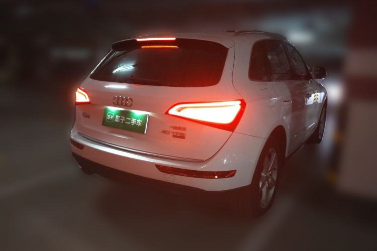 Used Audi Q5 2016 40 TFSI Technology Edition Rear Right 45 Deg