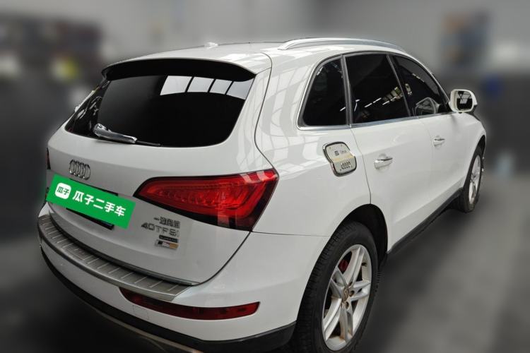 Used Audi Q5 2016 40 TFSI Comfort Model Rear Right 45 Deg