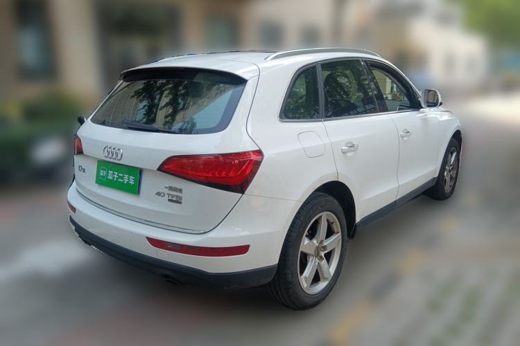 Used Audi Q5 2016 40 TFSI Technology Edition Rear Right 45 Deg