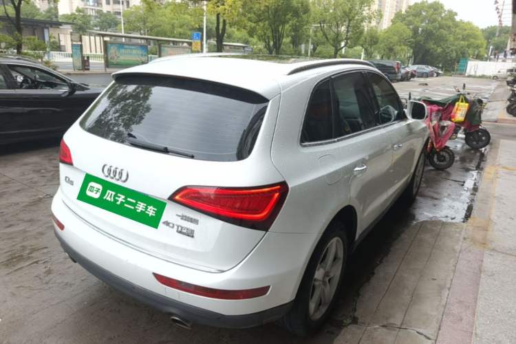 Used Audi Q5 2016 40 TFSI Technology Edition Rear Right 45 Deg