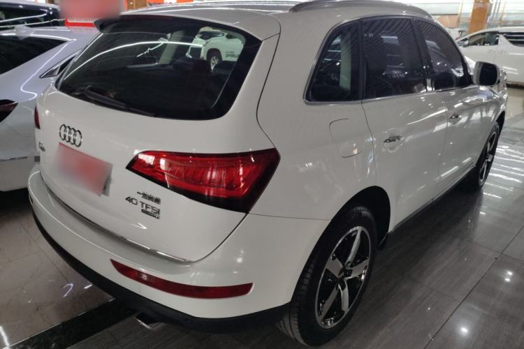 Used Audi Q5 2016 40 TFSI Technology Edition Rear Right 45 Deg