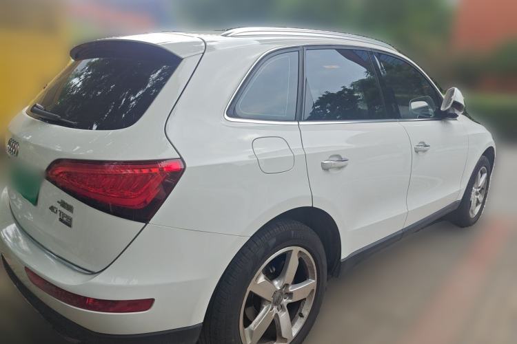 Used Audi Q5 2016 40 TFSI Technology Edition Rear Right 45 Deg