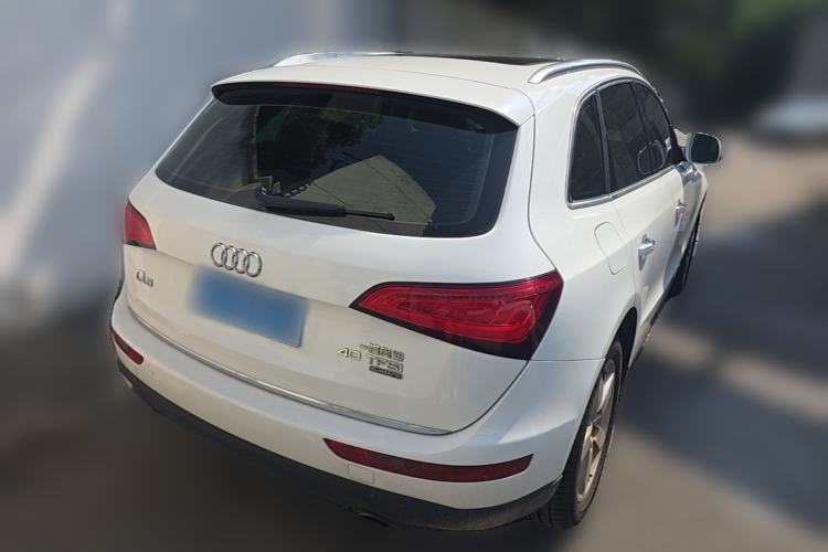 Used Audi Q5 2016 40 TFSI Technology Edition Rear Right 45 Deg
