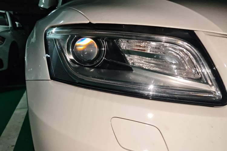 Used Audi Q5 2016 40 TFSI Technology Edition Right Front Headlight