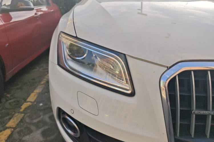 Used Audi Q5 2016 40 TFSI Technology Edition Right Front Headlight
