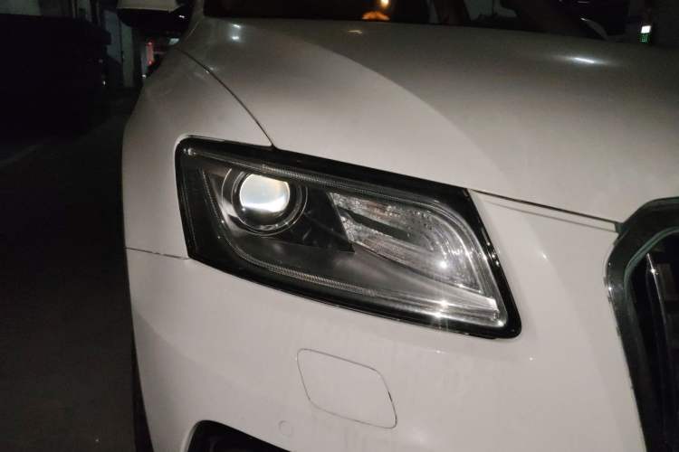 Used Audi Q5 2016 40 TFSI Technology Edition Right Front Headlight