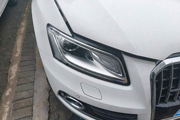 Used Audi Q5 2016 40 TFSI Technology Edition Right Front Headlight