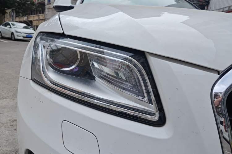 Used Audi Q5 2016 40 TFSI Technology Edition Right Front Headlight
