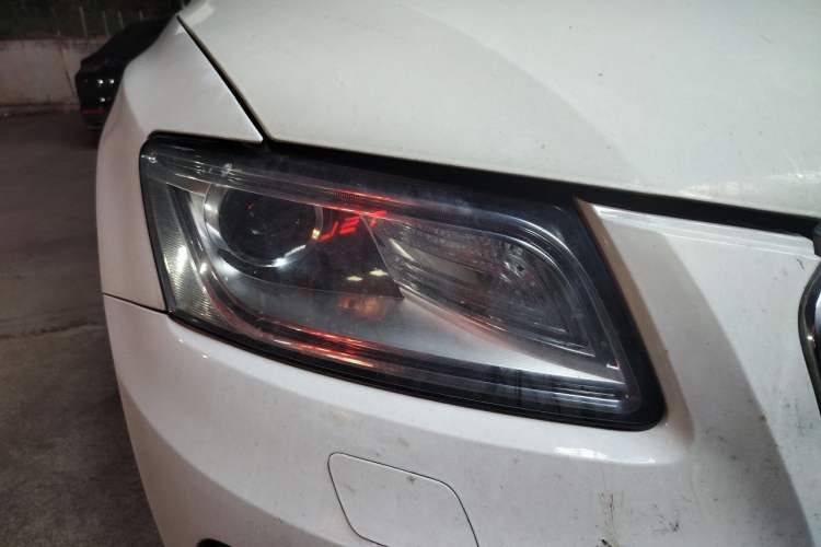 Used Audi Q5 2016 40 TFSI Comfort Model Right Front Headlight