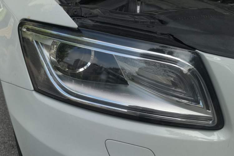 Used Audi Q5 2016 40 TFSI Technology Edition Right Front Headlight
