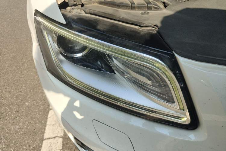 Used Audi Q5 2016 40 TFSI Trendy Edition Right Front Headlight