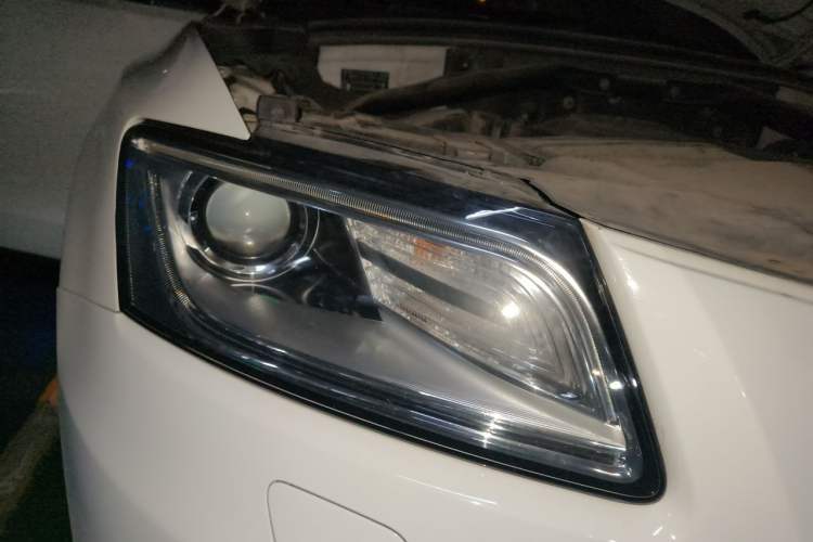Used Audi Q5 2016 40 TFSI Technology Edition Right Front Headlight