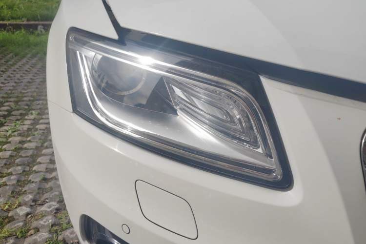 Used Audi Q5 2016 40 TFSI Technology Edition Right Front Headlight