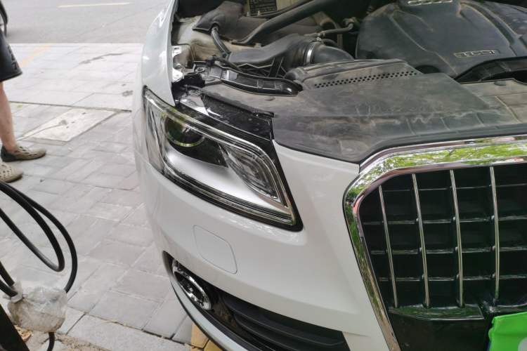 Used Audi Q5 2016 40 TFSI Trendy Edition Right Front Headlight
