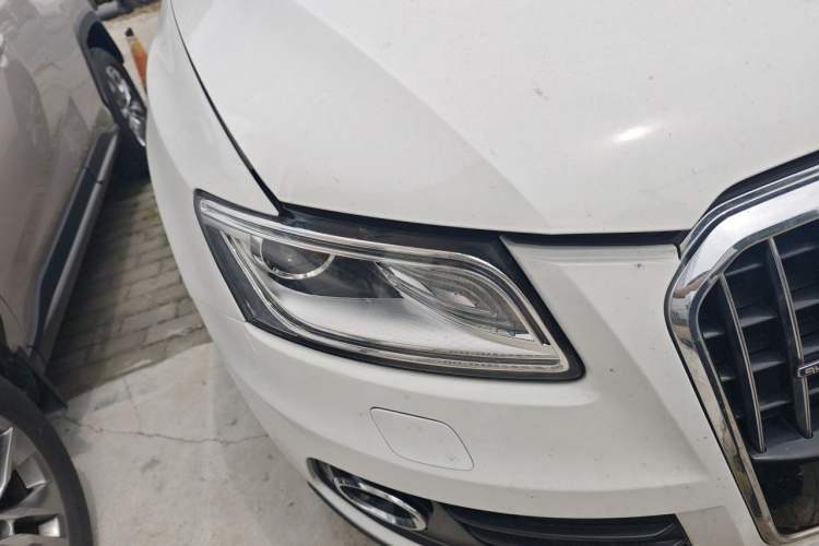 Used Audi Q5 2016 40 TFSI Trendy Edition Right Front Headlight