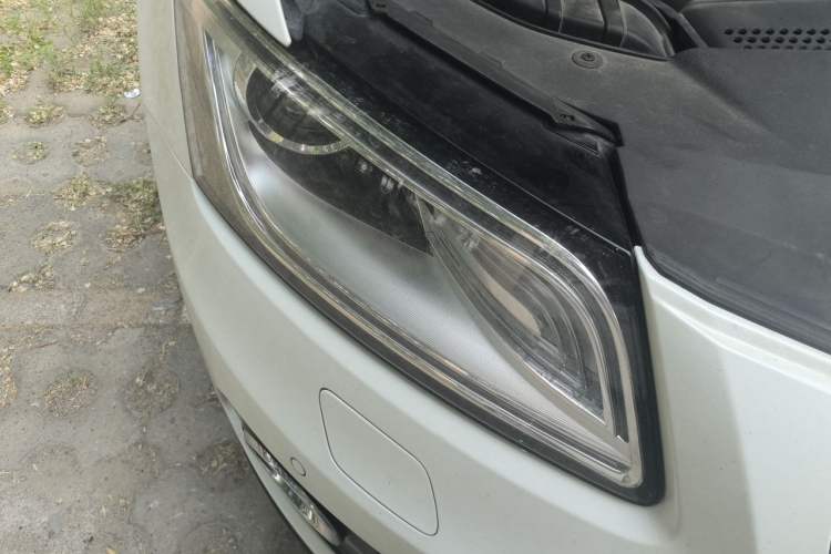 Used Audi Q5 2016 40 TFSI Technology Edition Right Front Headlight