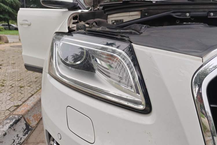 Used Audi Q5 2016 40 TFSI Technology Edition Right Front Headlight