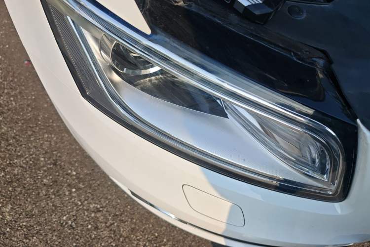 Used Audi Q5 2016 40 TFSI Trendy Edition Right Front Headlight